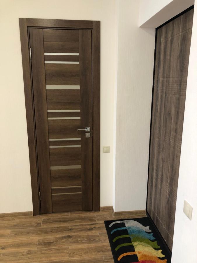 Квартира С Двумя Комнатами В Ж/К Атлант Dnepropetrovsk Exterior foto
